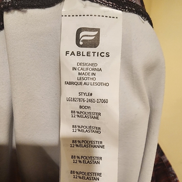 Fabletics Midrise Power Hold Zip Pocket Pattern capri leggings  XL - Picture 3 of 14